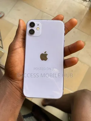 Apple iPhone 11 64 GB Purple