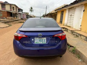 Toyota Corolla L 4dr Sedan (1.8L 4cyl 4A) 2015 Blue