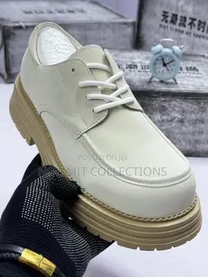 Retro Thick Soled Leather Work Shoes