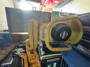 Gasoline Concrete Vibrator With Robin Ey20 Engine