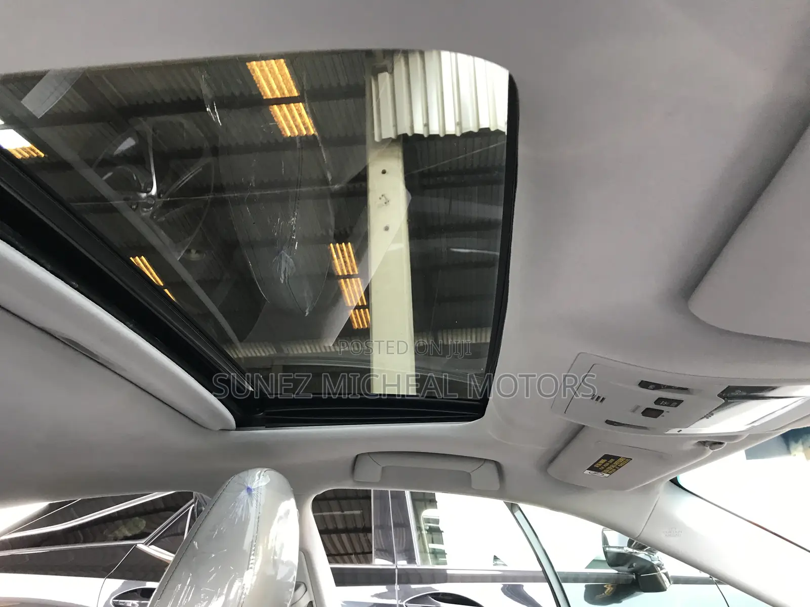 Lexus ES 2017 Silver