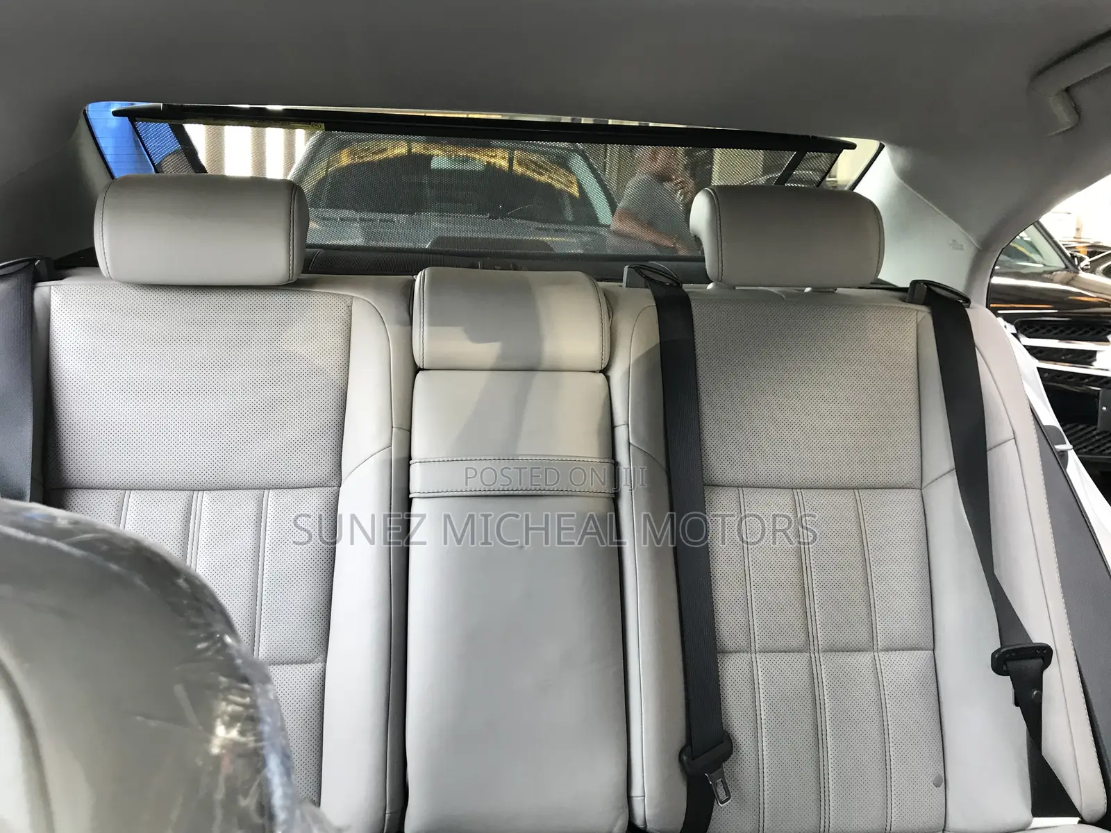 Lexus ES 2017 Silver
