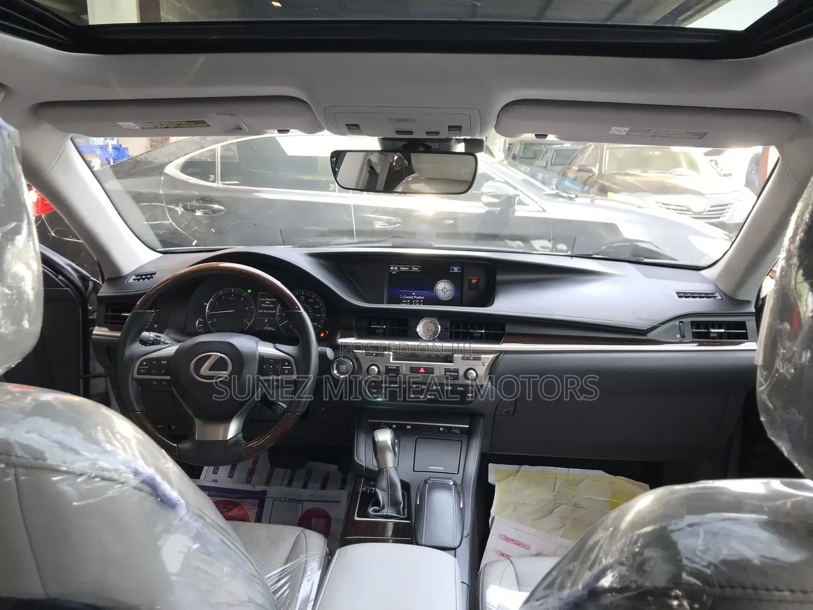Lexus ES 2017 Silver