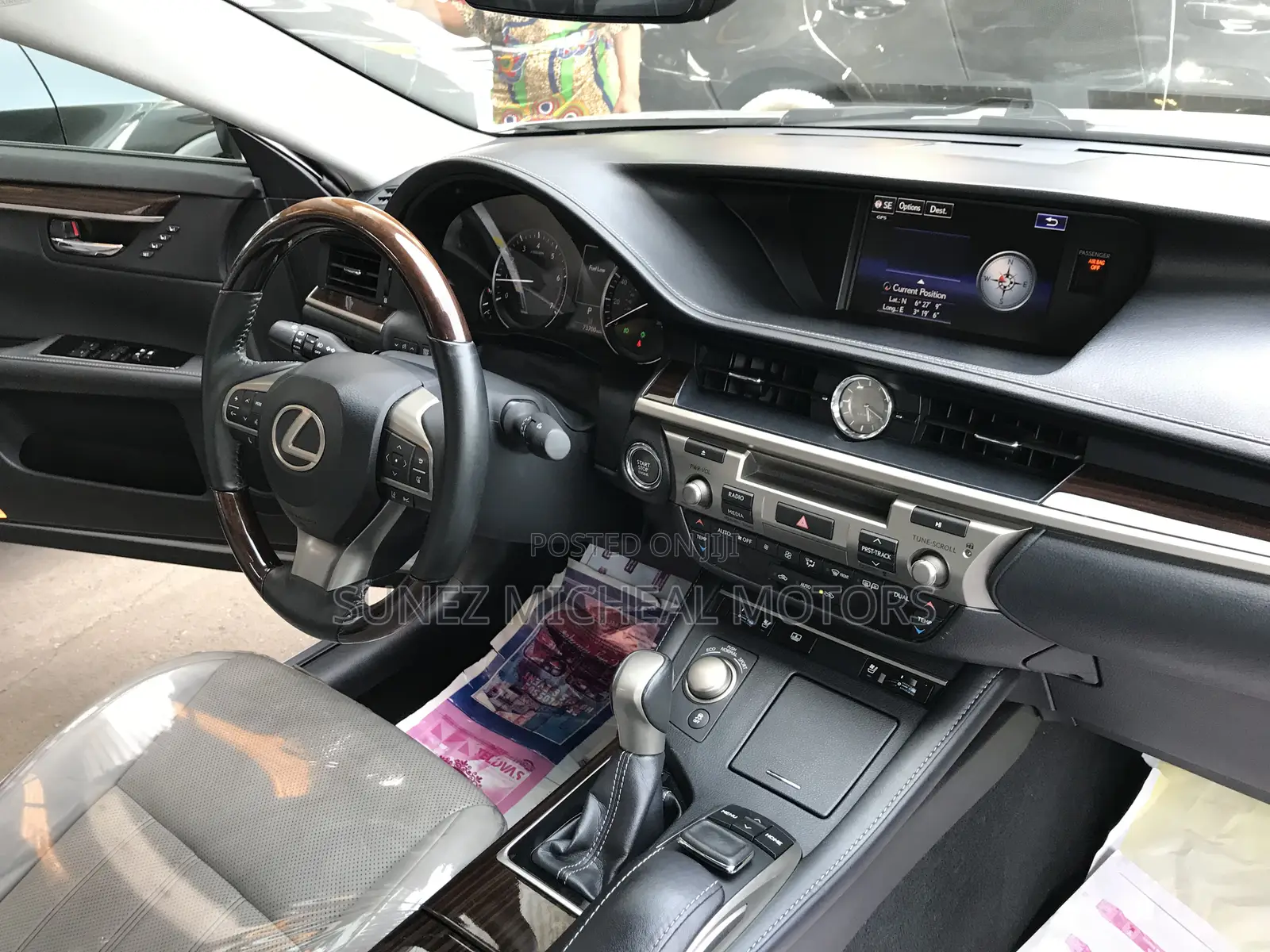 Lexus ES 2017 Silver