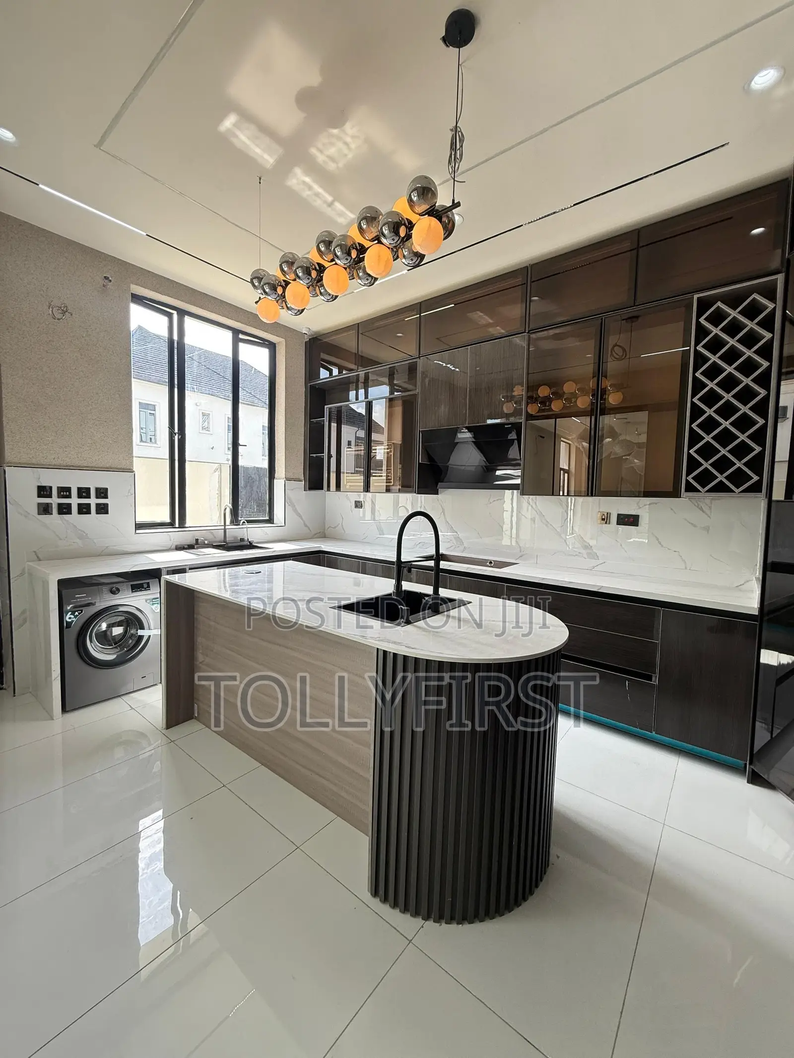 5 Bedroom Fully Detached Duplex