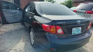 Toyota Corolla LE 4dr Sedan (1.8L 4 cyl 4A) 2009 Black