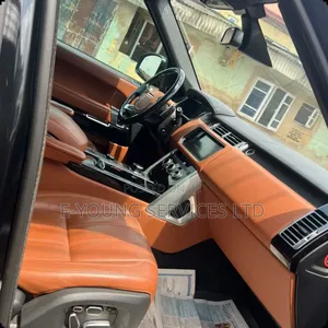 Land Rover Range Rover Vogue 2015 Black