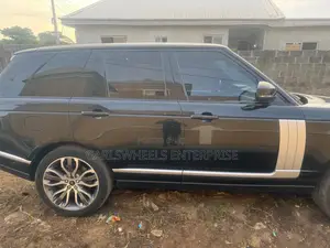 Land Rover Range Rover Vogue 2016 Black