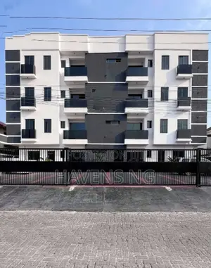 3bdrm Apartment in Lekki Phase 1 for sale