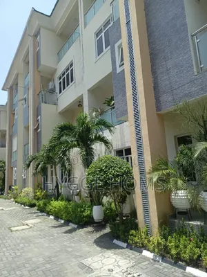 3bdrm Duplex in Dideolu Estate Oniru for rent