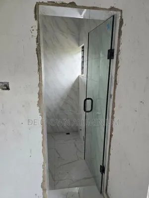 Luxury 10mm Tempered Clear Glass Toilet Door – Modern Durable Bath.