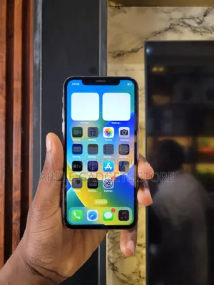 Apple iPhone X 64 GB White