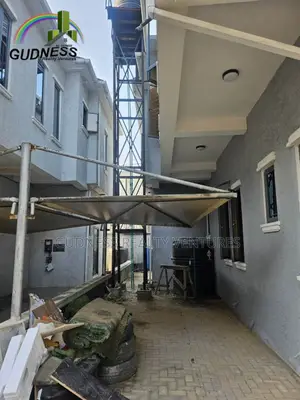 4bdrm Duplex in Ikota for rent