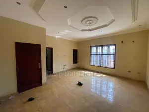 4bdrm Townhouse / Terrace in Ajah for rent