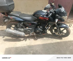 Bajaj Pulsar 220 F 2022 Black
