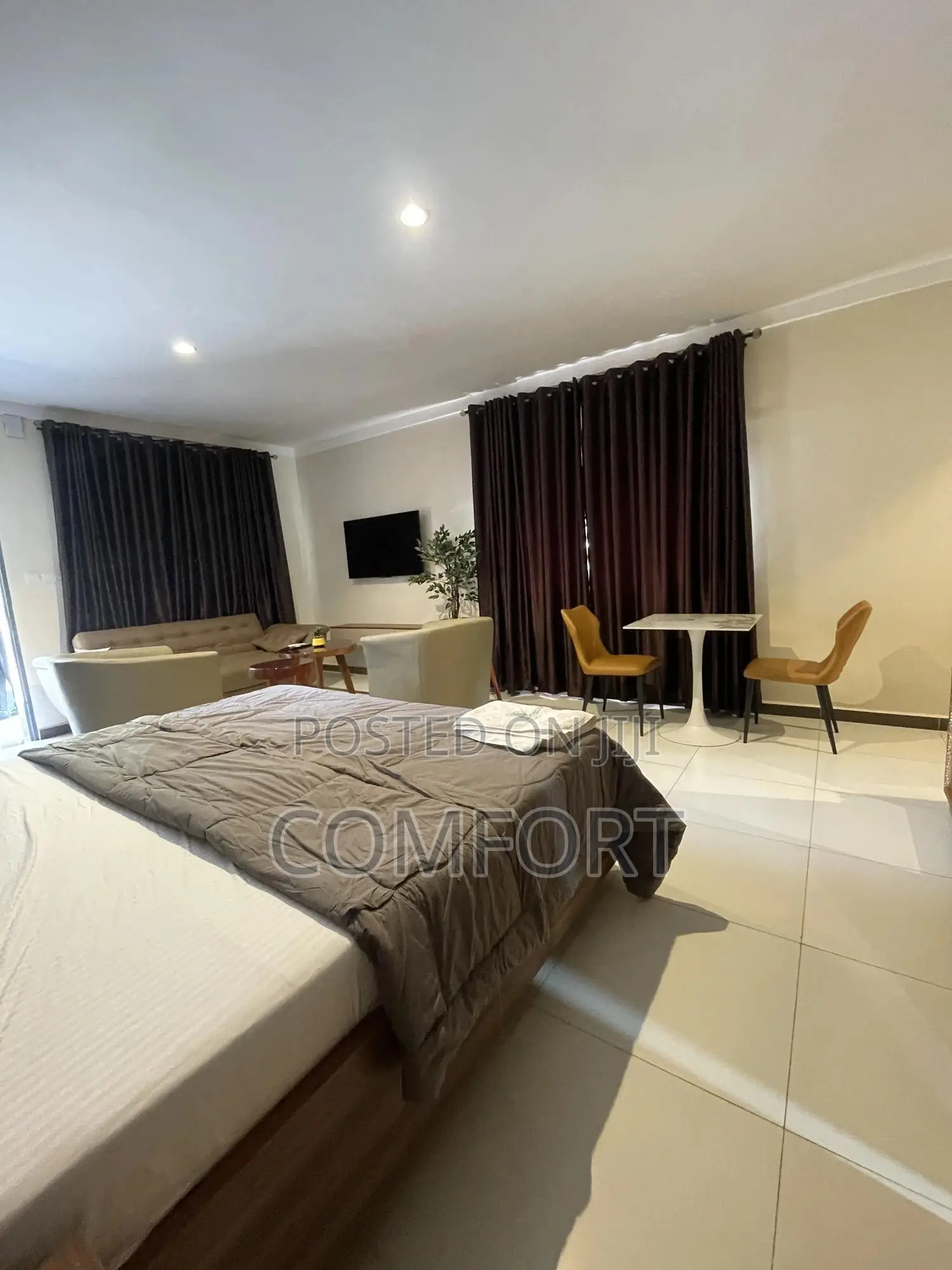 Executive Studio Apartment in Lifecamp