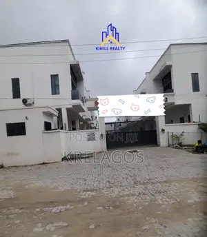 3bdrm Duplex in Ikota for sale