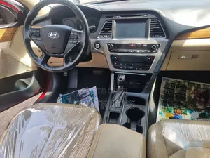Hyundai Sonata Limited 4dr Sedan (2.4L 4cyl 6A) 2015 Red