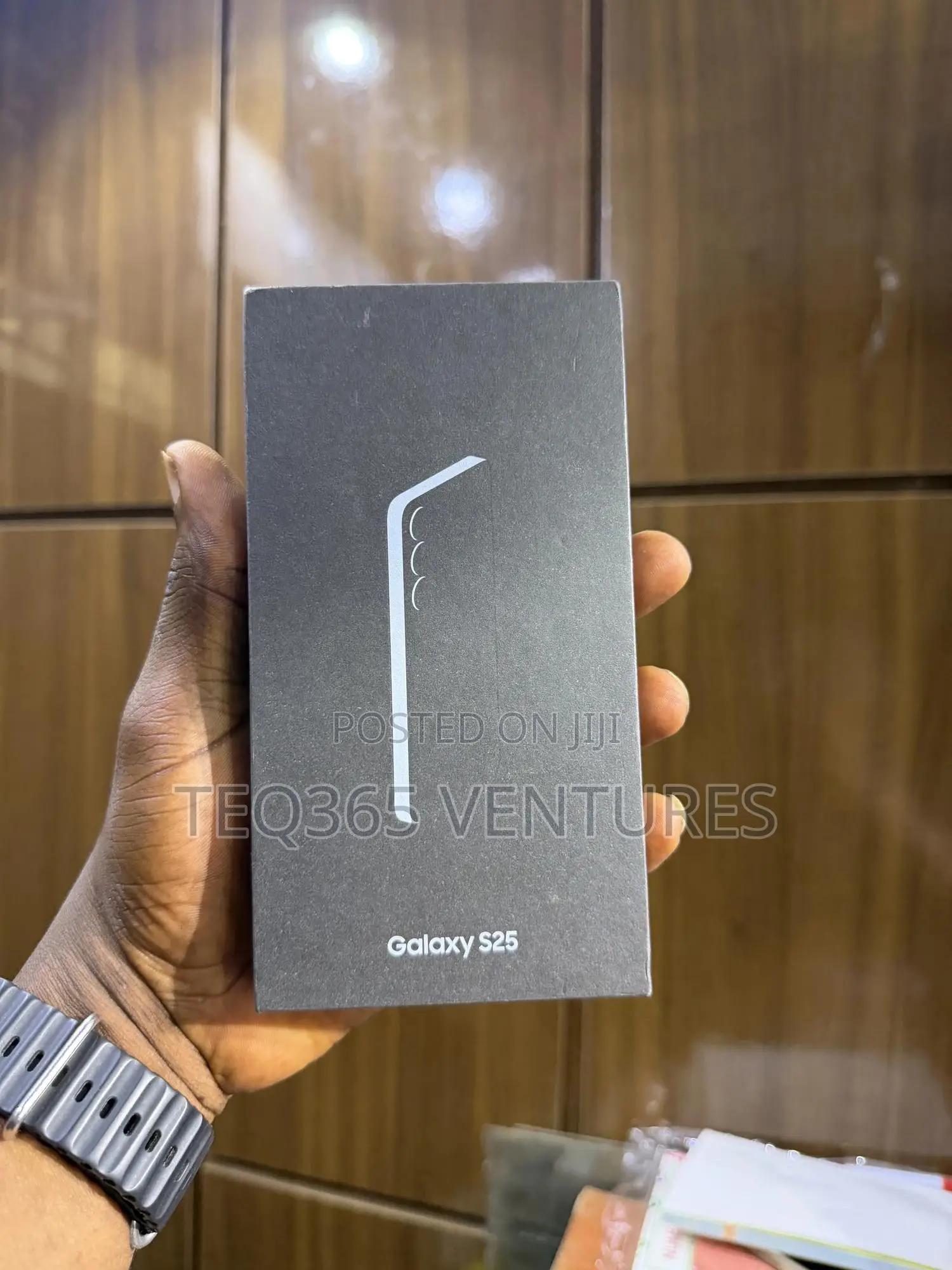 New Samsung Galaxy S25 128 GB Silver