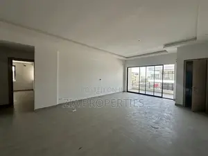 3bdrm Apartment in Lekki Phase 1 for rent