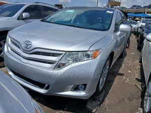 Toyota Venza AWD 2010 White