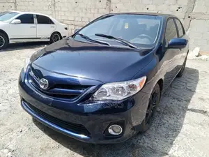 Toyota Corolla S Special Edition 4dr Sedan (1.8L 4cyl 4A) 2013 Blue