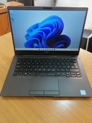 Laptop Dell Latitude 7300 8GB Intel Core i5 SSD 256GB