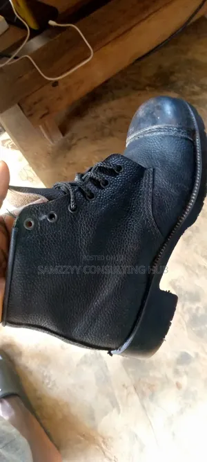 Quality Leather Safety Booty