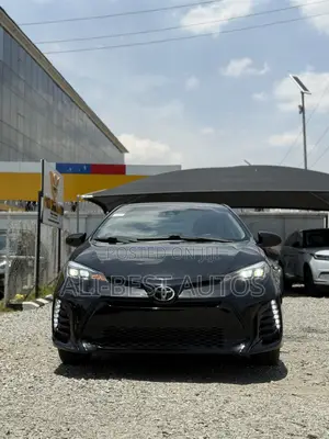 Toyota Corolla LE (1.8L 4cyl 2A) 2018 Black