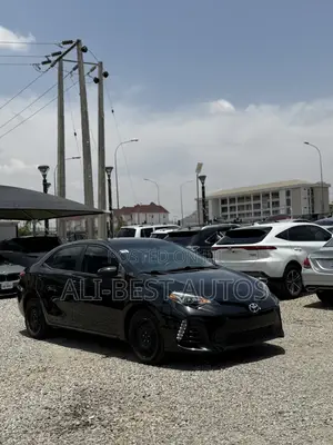 Toyota Corolla LE (1.8L 4cyl 2A) 2018 Black