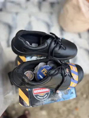 Liberty Warrior Safety Shoes