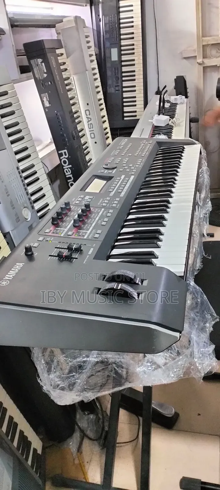Yamaha Mox6