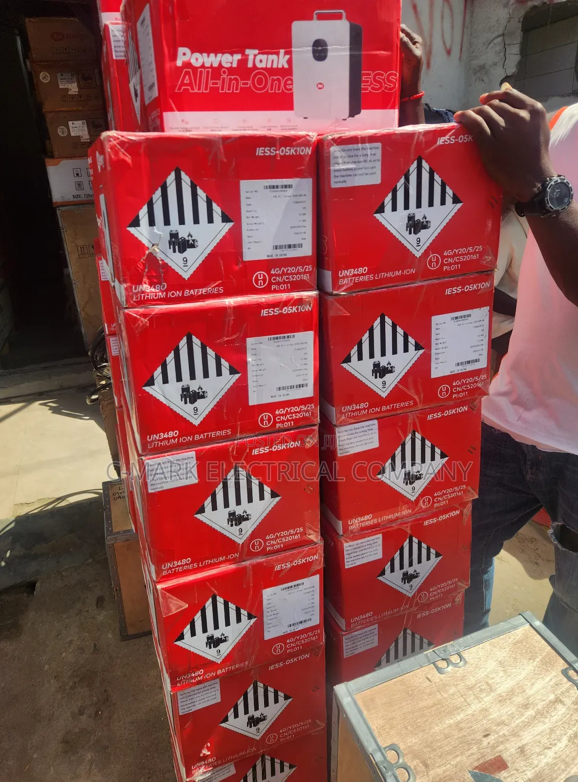 Itel Solar Generator 1kwh