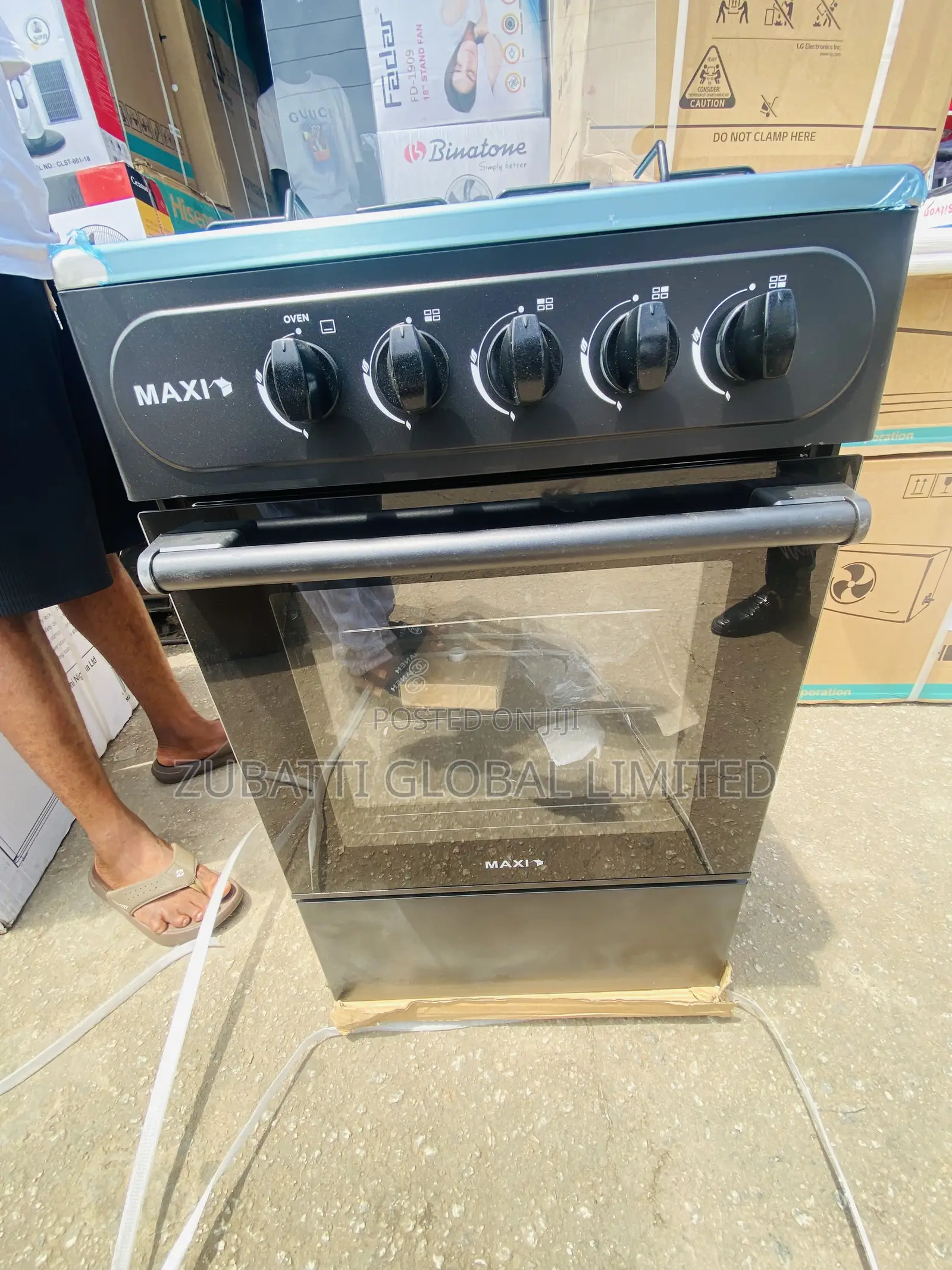 Maxi 50x50 Free Standing All Gas