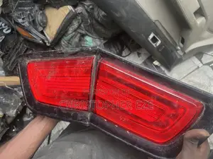 Dodge Charger Back or Rear Light 2011 2012 2013 2014