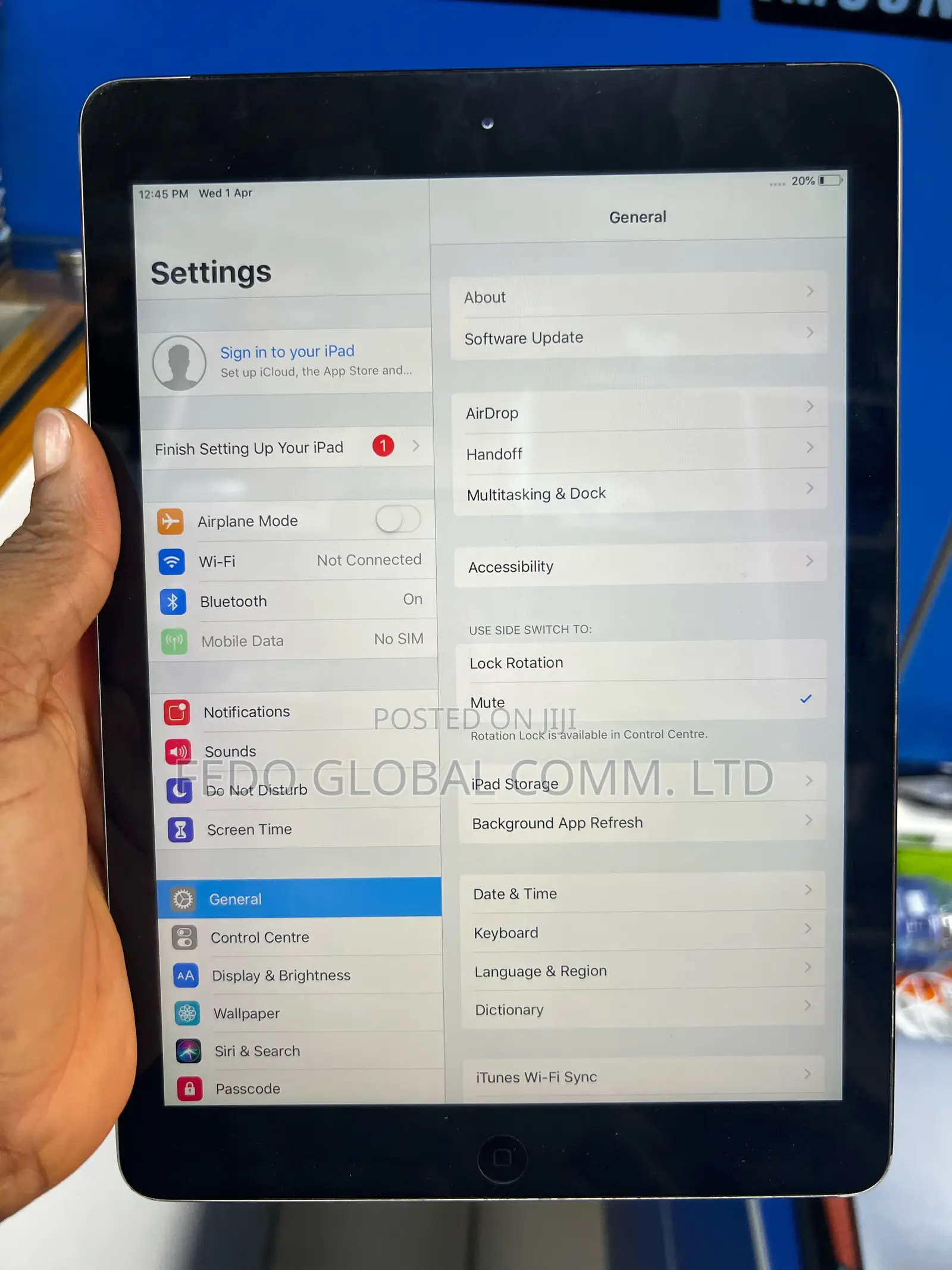 Apple iPad Air 32 GB Gray