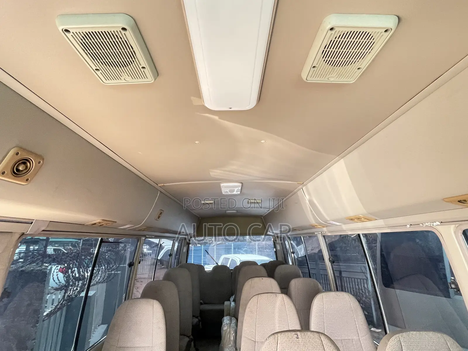 Toyota Coaster 2013 Gold