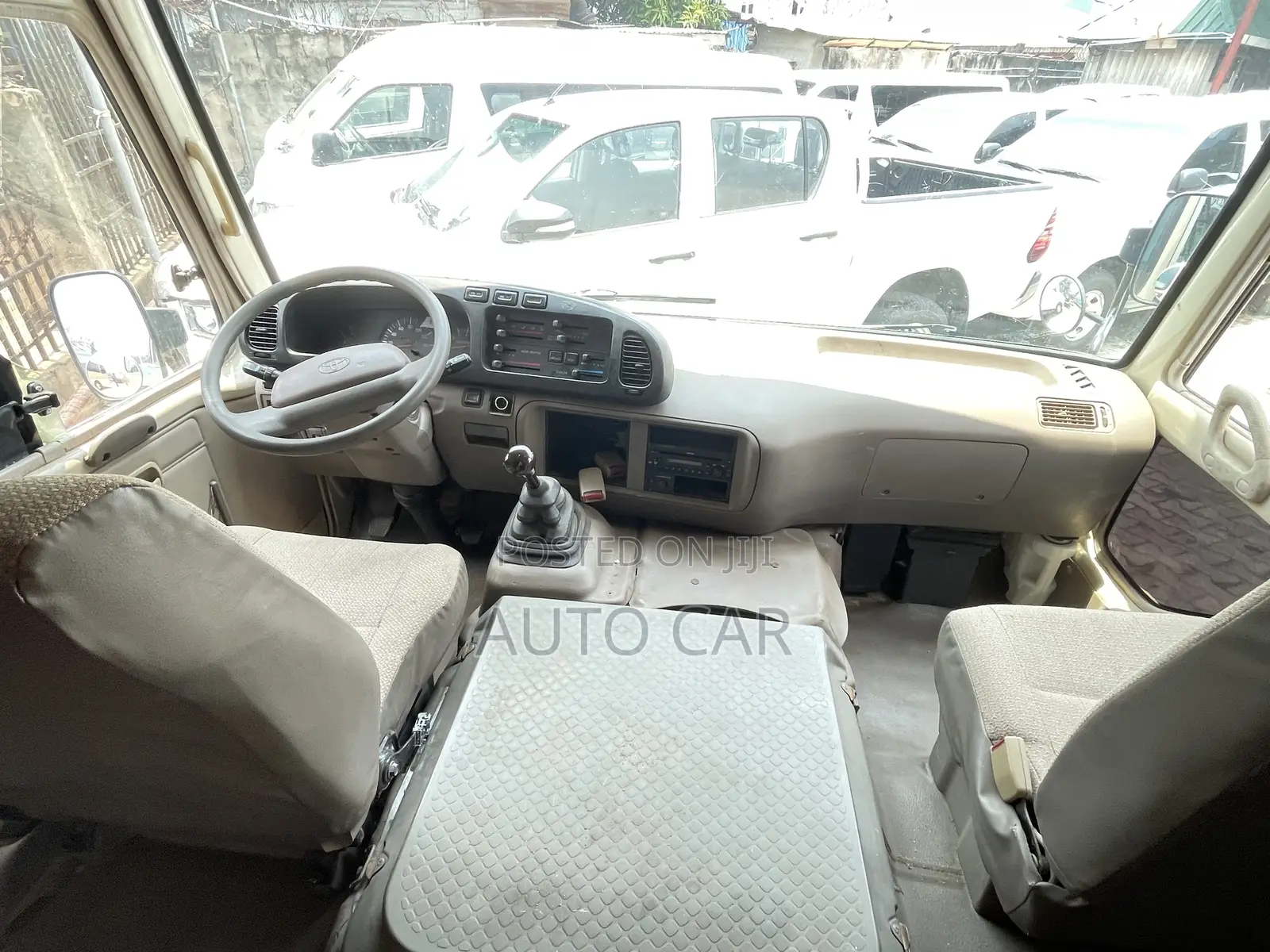 Toyota Coaster 2013 Gold