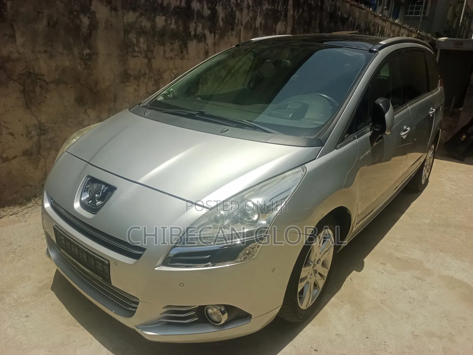 Peugeot 5008 2010 Silver