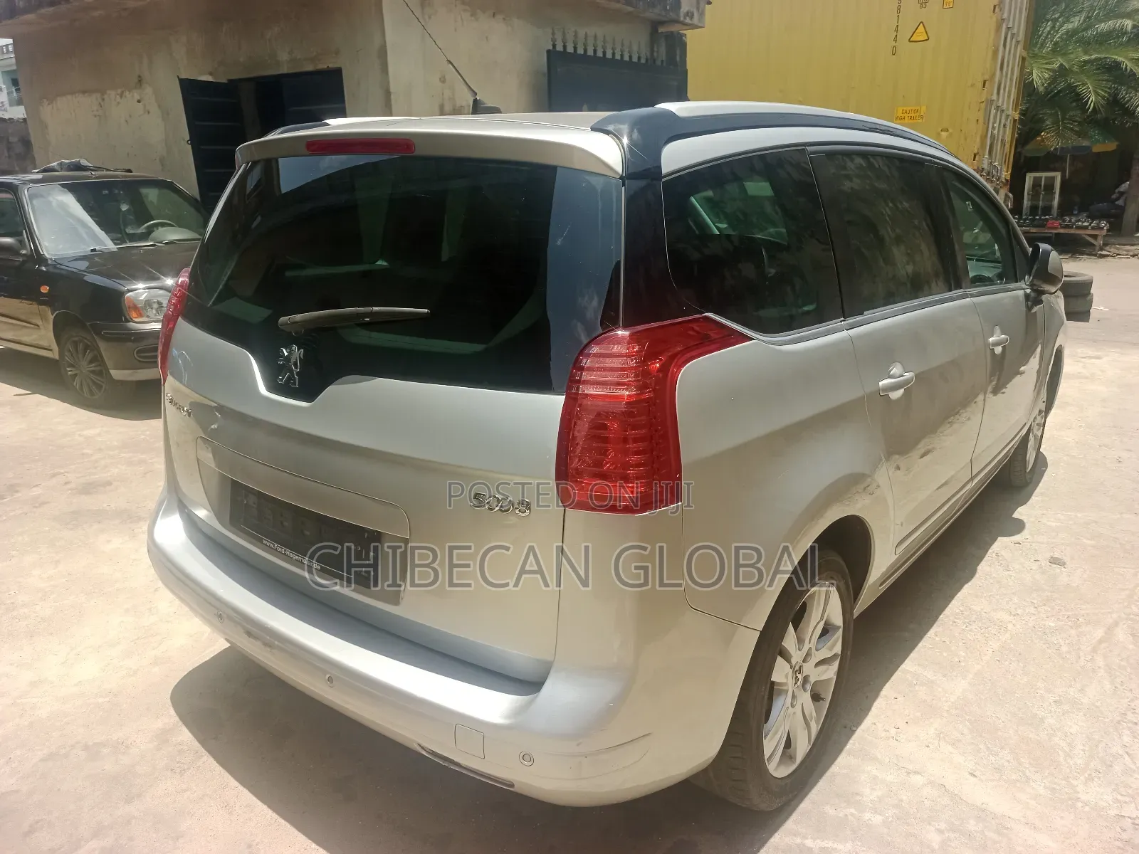Peugeot 5008 2010 Silver