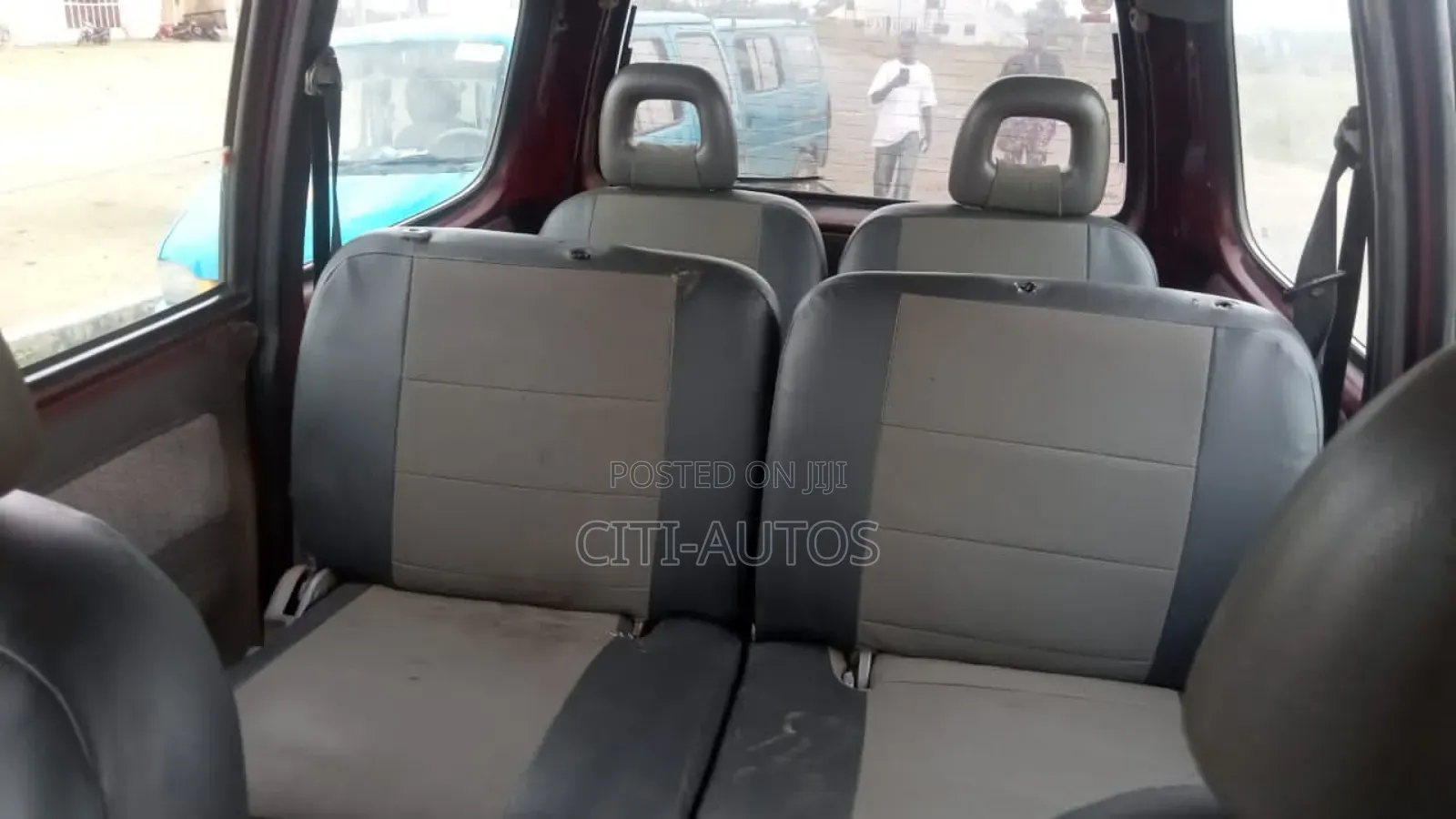 Nissan Serena 2003 Red