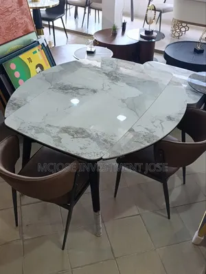 Modern Convertible Dining Table Set by 6 Chairs.