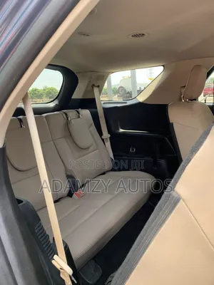 Ford Explorer 2021 Blue