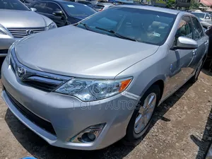 Toyota Camry LE 4dr Sedan (2.5L 4cyl 6A) 2014 Silver