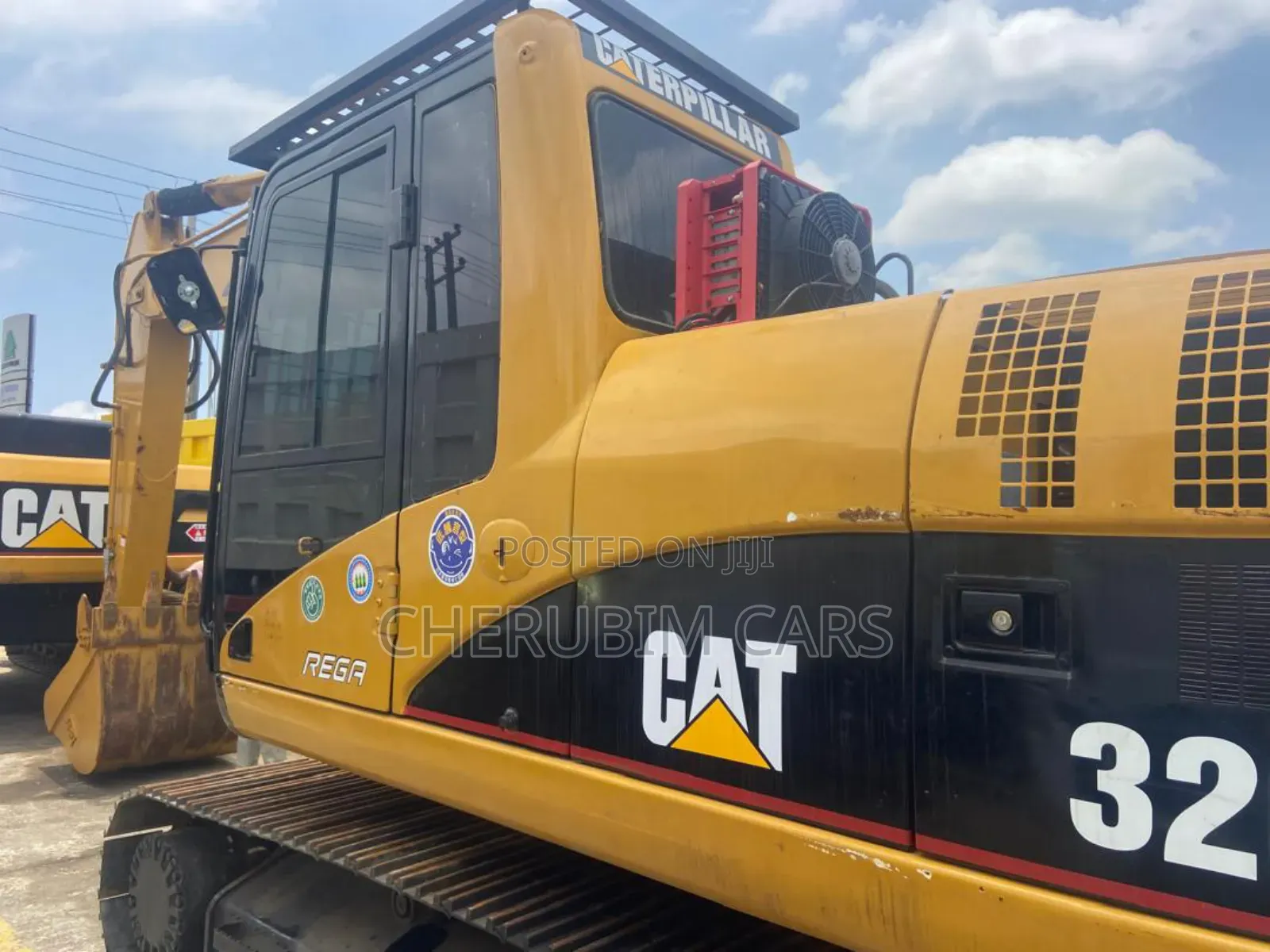 2025 Excavator Machine Foreign Used Excellent Condition