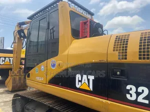 2025 Excavator Machine Foreign Used Excellent Condition