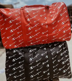 Medium Traveling Bag