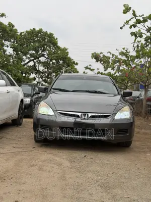 Honda Accord 2006 Gray
