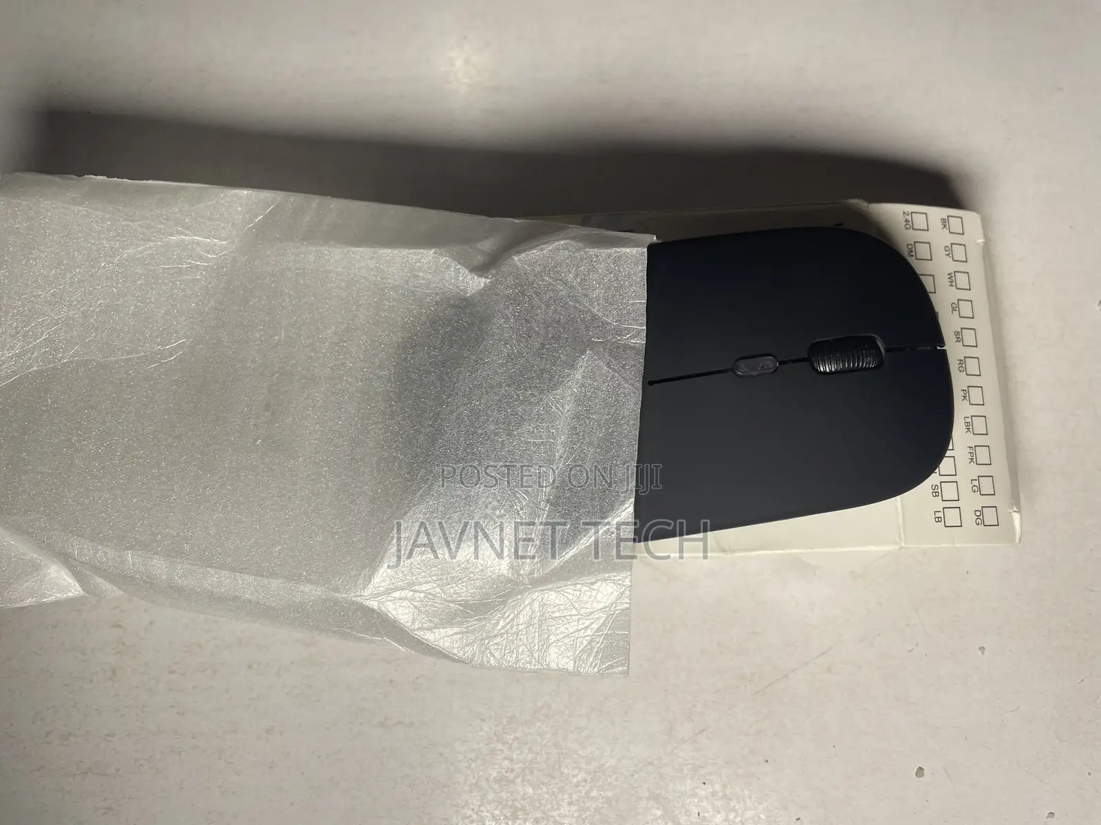 Dual-Mode Wireless Mouse