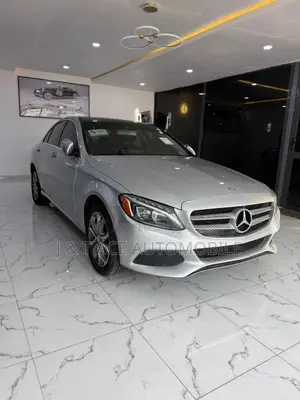 Mercedes-Benz C300 2016 Silver